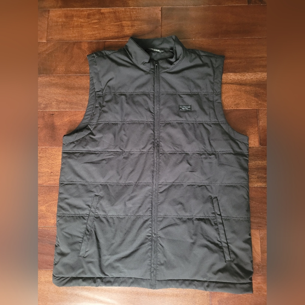 Travis Mathew Men's Puffer Vest